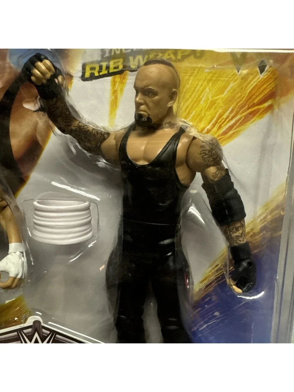 2014 WWE Battle Pack Shawn Michaels & Undertaker Mattel Action Figure Bent Card